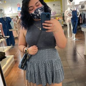 Meet your Posher, Yasmin